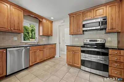 39 Austin Road, Milford, CT 06460 - Photo 13