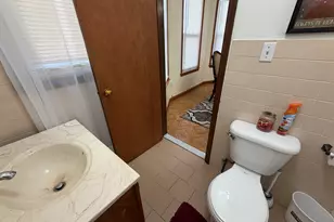 194 Faber Ave, Waterbury, CT 06704 - Photo 17