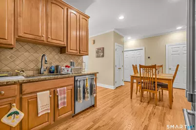 37 September Lane #37, Beacon Falls, CT 06403 - Photo 5