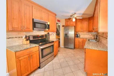 73 Fawn Ridge Lane #73, Norwalk, CT 06851 - Photo 9