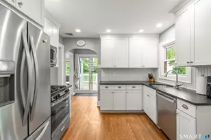 52 Bon Air Ave, Stamford, CT 06907 - Photo 11