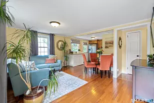 22 Rowe Pl, Bristol, CT 06010 - Photo 7