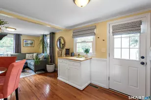 22 Rowe Pl, Bristol, CT 06010 - Photo 11