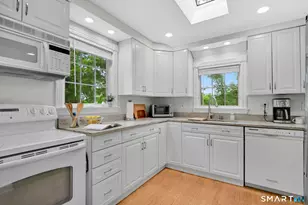 35 S Rd, Enfield, CT 06082 - Photo 3