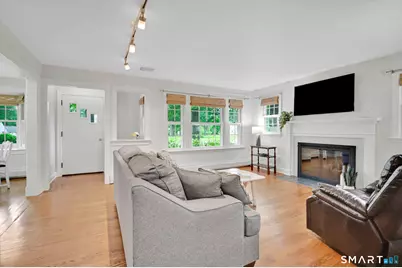 35 South Road, Enfield, CT 06082 - Photo 9