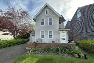 33 Sybil Ave, Branford, CT 06405 - Photo 3