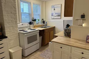 33 Sybil Ave, Branford, CT 06405 - Photo 9