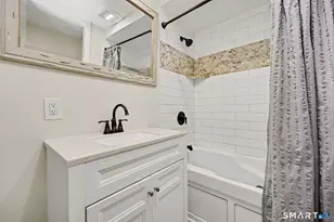 8 Wildmere Ln, Norwalk, CT 06851 - Photo 9