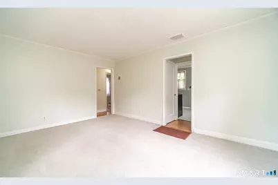 15 South Court, Meriden, CT 06450 - Photo 7