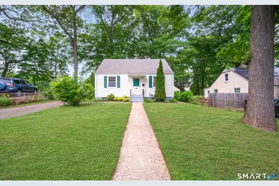 15 South Court, Meriden, CT 06450 - Photo 3