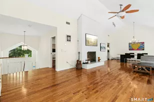 50 Ravenwood Dr, Weston, CT 06883 - Photo 5
