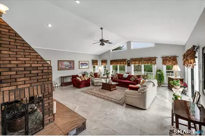 18 Grantham Road, Wallingford, CT 06492 - Photo 3