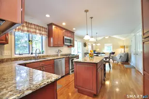 22 Pebblebrook, Windsor, CT 06095 - Photo 9