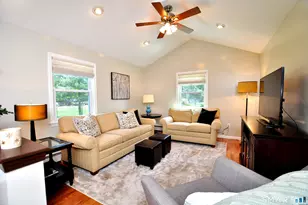 22 Pebblebrook, Windsor, CT 06095 - Photo 11