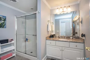 237 Fern St, West Hartford, CT 06119 - Photo 19