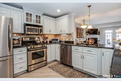 237 Fern Street #305W, West Hartford, CT 06119 - Photo 7