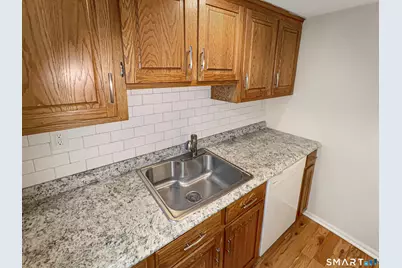 183 Livingston Place #12, Bridgeport, CT 06610 - Photo 11
