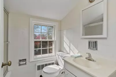 219 Hollow Tree Ridge Road, Darien, CT 06820 - Photo 17