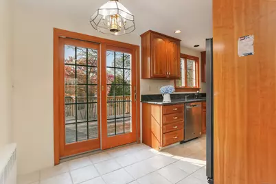 219 Hollow Tree Ridge Road, Darien, CT 06820 - Photo 7