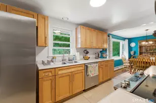 72 Woodpark Dr, Watertown, CT 06795 - Photo 3