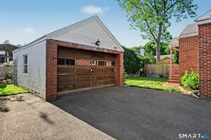 14 Spezzano Dr, Greenwich, CT 06878 - Photo 17