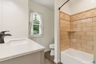 116 Hurd Rd, Trumbull, CT 06611 - Photo 23