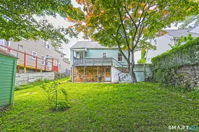 293 Pleasantview Avenue, Bridgeport, CT 06606 - Photo 21