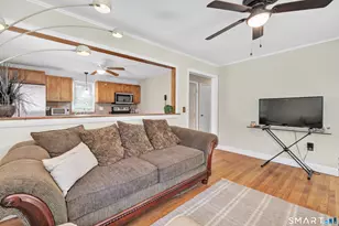 242 Marshall Ln, Derby, CT 06418 - Photo 7