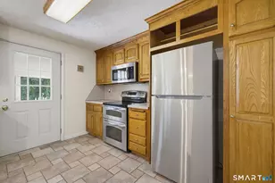 25 Plantation Rd, East Windsor, CT 06016 - Photo 27