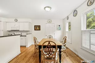 19 Georgetowne N, Greenwich, CT 06831 - Photo 3