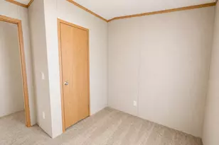 1950 N Broad St, Meriden, CT 06450 - Photo 15