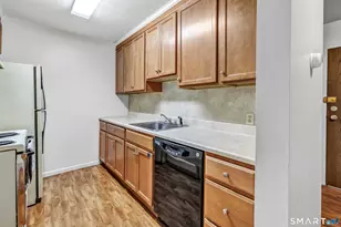 40 California St, Stratford, CT 06615 - Photo 19