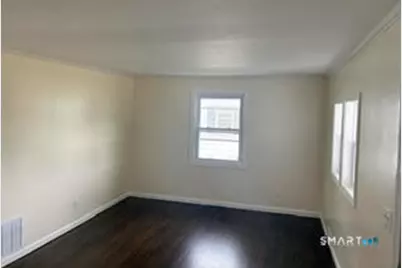 31 Alexander Road, New Britain, CT 06053 - Photo 7