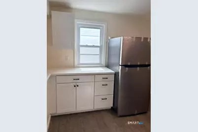 31 Alexander Road, New Britain, CT 06053 - Photo 5