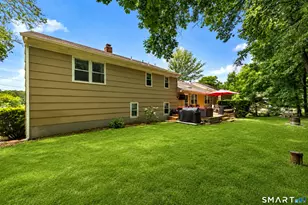 997 Rainbow Trail, Orange, CT 06477 - Photo 5