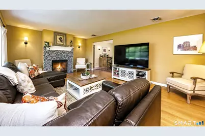 997 Rainbow Trail, Orange, CT 06477 - Photo 9