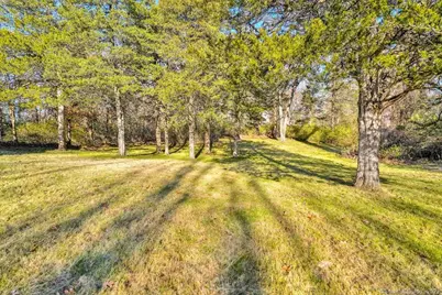 443 Benson Road, Middlebury, CT 06762 - Photo 13