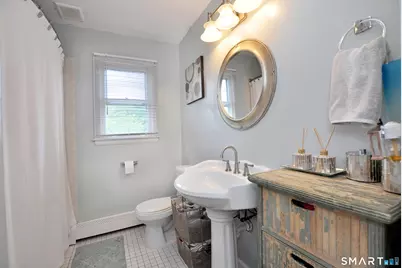 33 Allen Street, Bristol, CT 06010 - Photo 11