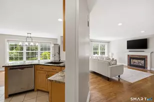25 Chase Farm Rd, South Windsor, CT 06074 - Photo 15
