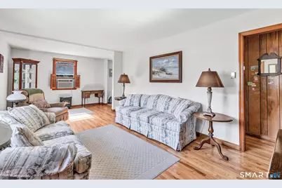 36 Romanock Place, Fairfield, CT 06824 - Photo 5