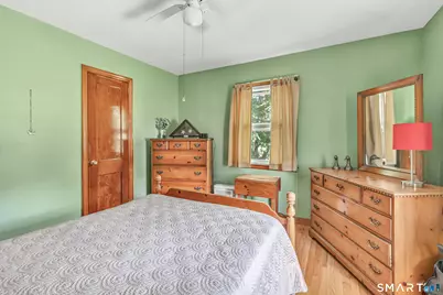 36 Romanock Place, Fairfield, CT 06824 - Photo 21