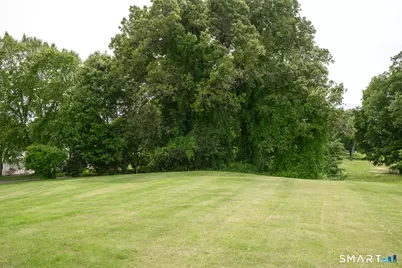97 Island Green, Glastonbury, CT 06033 - Photo 5