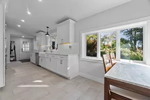39 Gled Hill St, Stonington, CT 06355 - Photo 9