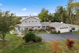 39 Gled Hill St, Stonington, CT 06355 - Photo 1