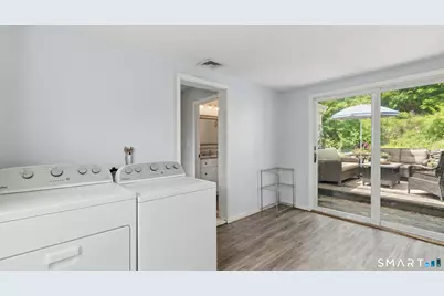 28 Terrace Road, West Hartford, CT 06107 - Photo 21