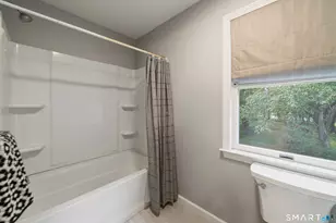 168 N Farm Rd, Middlebury, CT 06762 - Photo 23