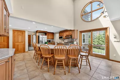 10 Hampshire Lane, Simsbury, CT 06070 - Photo 11