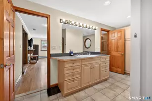 10 Hampshire Ln, Simsbury, CT 06070 - Photo 21