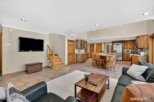 10 Hampshire Ln, Simsbury, CT 06070 - Photo 13