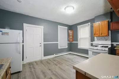 122 Hungerford Street, Hartford, CT 06106 - Photo 13
